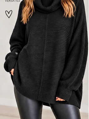 29” ptp Cyrus Oversized Turtleneck Sweater Black 2X Like New